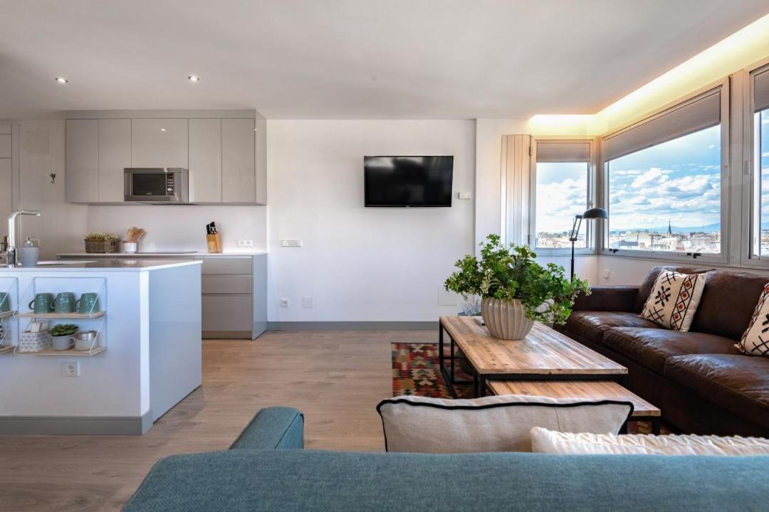2 Bedrooms 1 Bathroom Furnished - Justicia - Incredible Views - Mintystay Madrid Extérieur photo