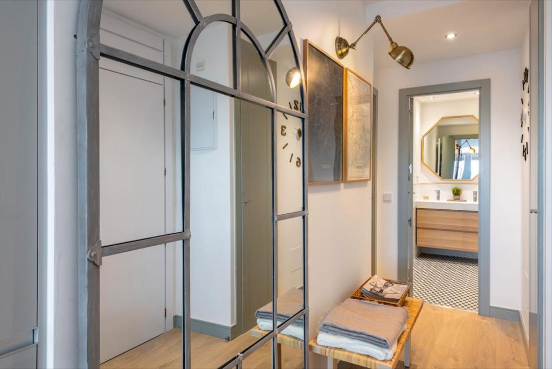 2 Bedrooms 1 Bathroom Furnished - Justicia - Incredible Views - Mintystay Madrid Extérieur photo